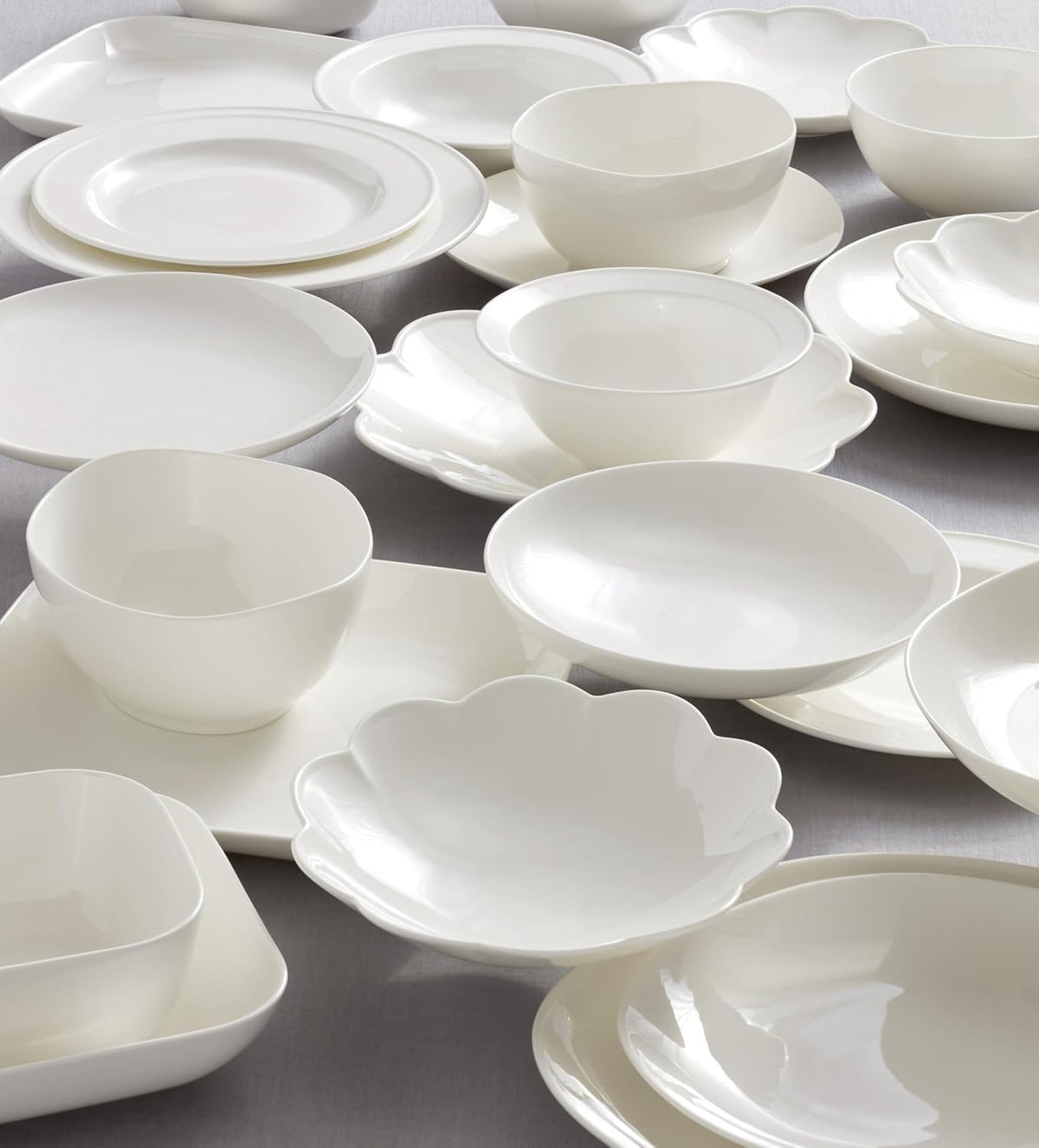 Lenox Dinnerware Set, Studio 1414 Coupe 16-Piece Set, Service For 4, Bone China Material, Dishwasher & Microwave Safe, Home And Kitchen, Kitchen And Dining, Plates And Bowls Sets (White, 16 Pieces)