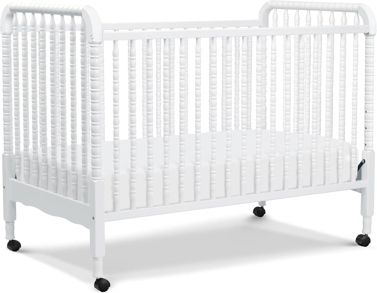 daVinci Jenny Lind 3-in-1 Baby Crib Convertible to Toddler Bed, Daybed - Easy to Assemble - GREENGUARD Gold Certified - 4 Adjustable Mattress Heights, Conversion Kit Sold Separately - White