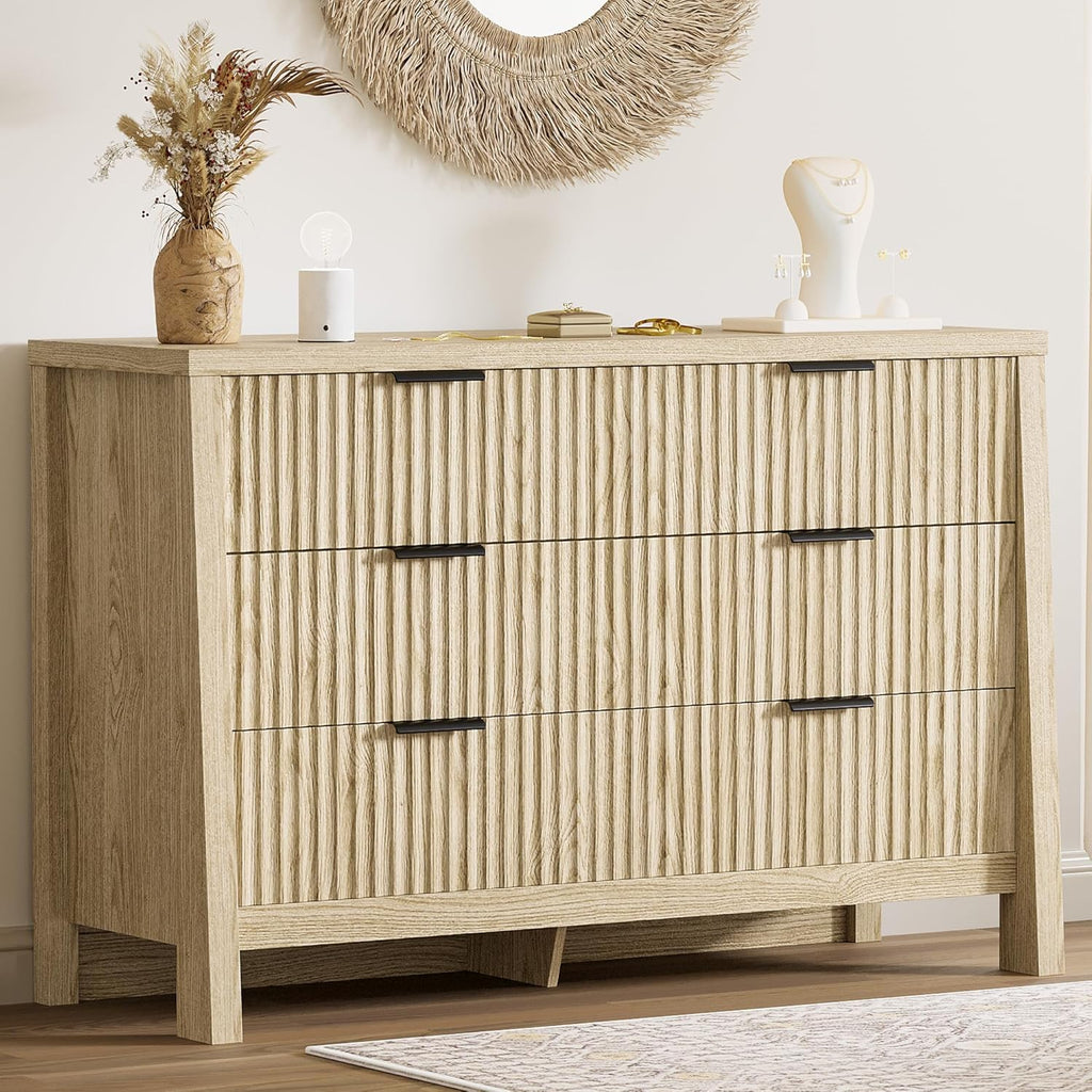 LIKIMIO Fluted 6 Drawers Dresser for Bedroom, 47" Wide Modern Chest of Drawers with Metal Handle, Wooden Dresser Storage Organizer for Living Room, Entryway, Hallway, Natural Oak