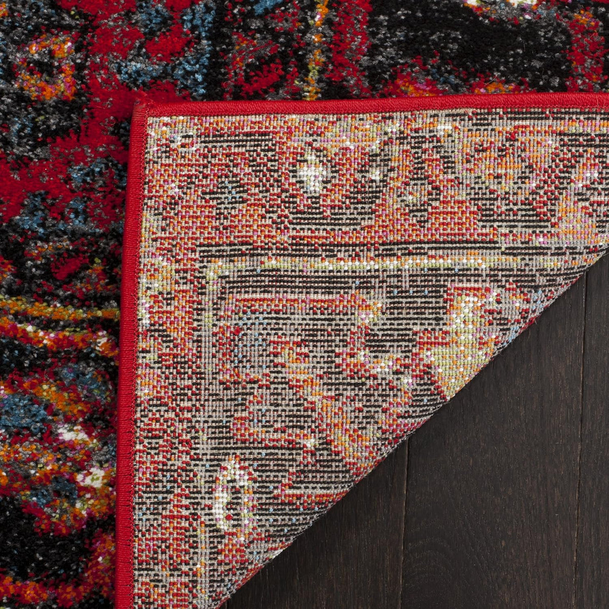 SAFAVIEH Vintage Hamadan Collection Area Rug - 8' Square, Red & Multi, Traditional Persian Design, Non-Shedding & Easy to Clean, Ideal for Living Room, Bedroom, Dining Space (VTH211A)