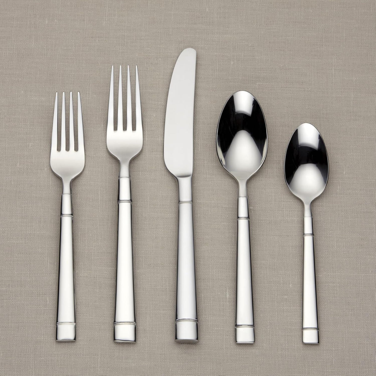 Kate Spade New York Fair Harbor Flatware Set, 18/10 Stainless Steel, 45-Piece