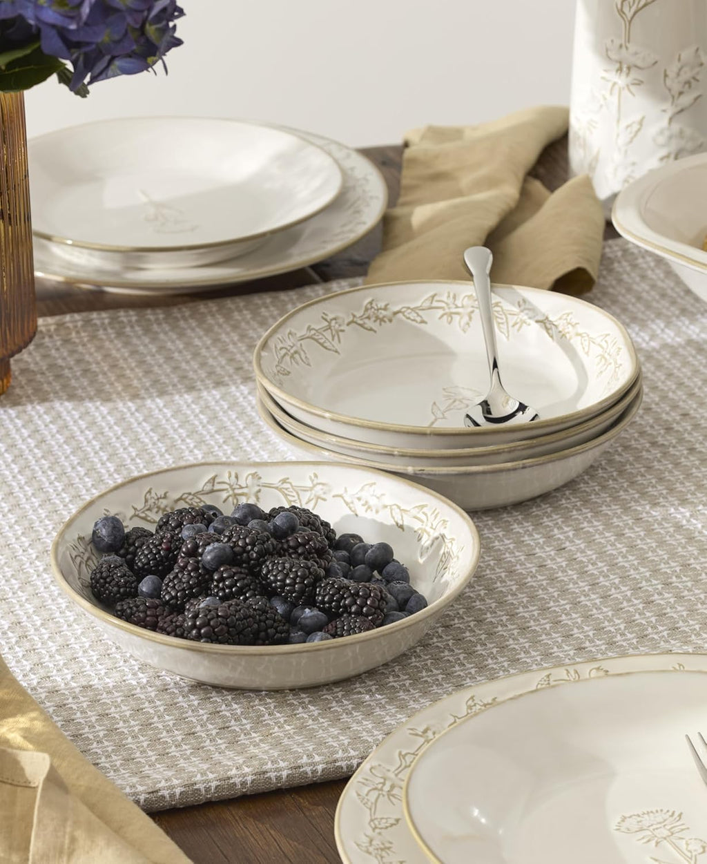 Lenox Dinnerware Set, Homespun 16-Piece Set, Service For 4, Stoneware Material, Dishwasher & Microwave Safe, Home And Kitchen, Dishes, Kitchen And Dining, Plates And Bowls Sets (White, 16 Pieces)